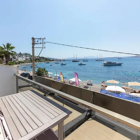 Apartment Charming Seafront With Bodrum