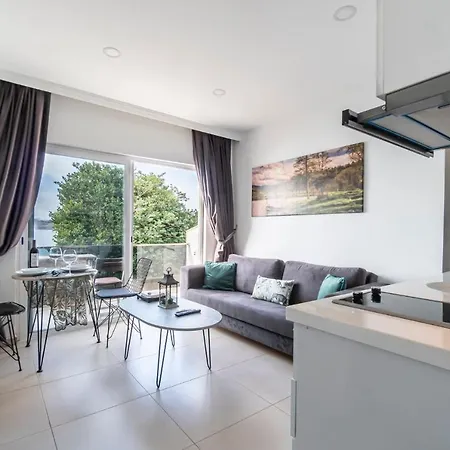 Apartment Charming Seafront With Bodrum